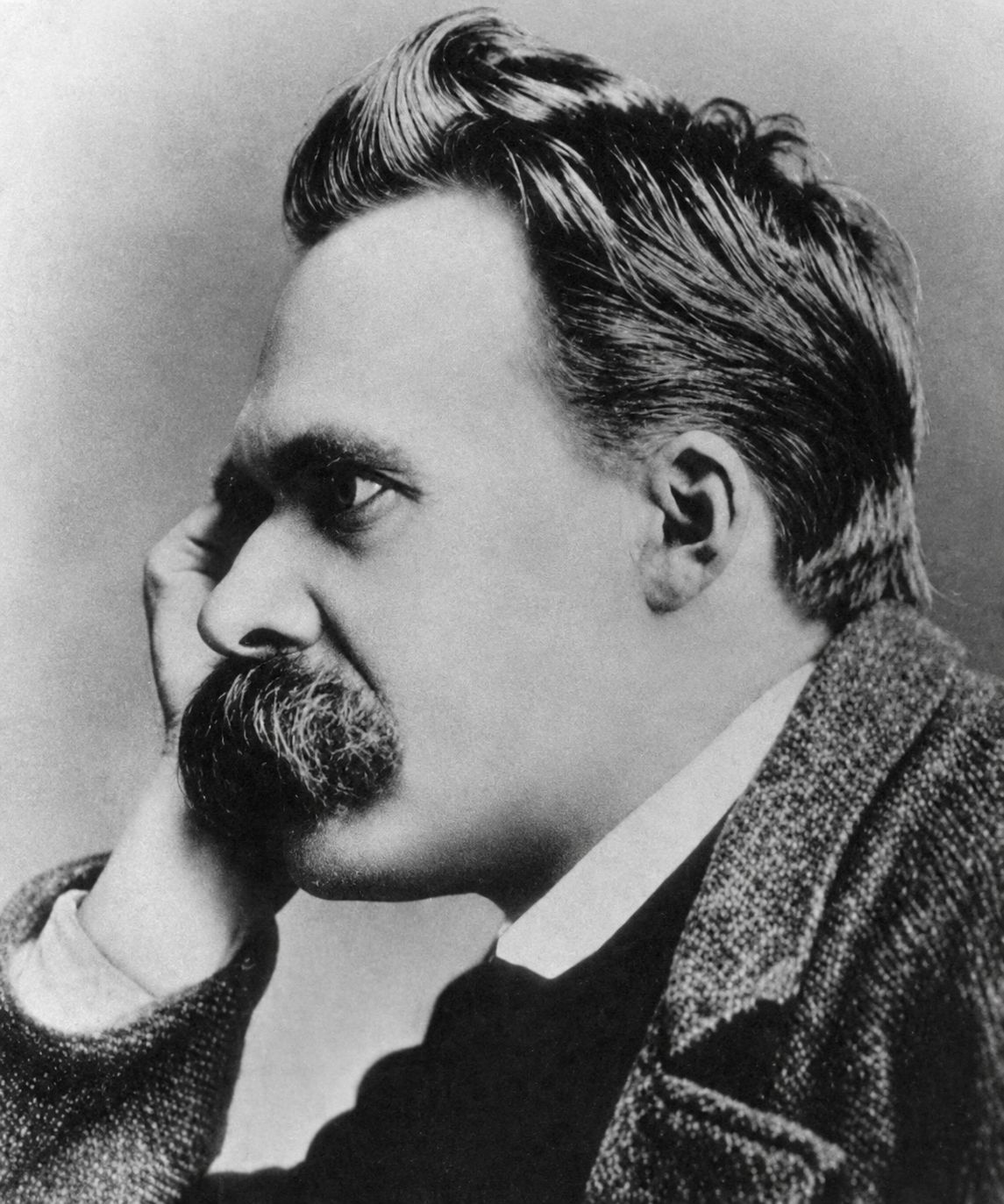 <p>Friedrich Nietzsche, Fotografie von Friedrich Hermann Hartmann, Naumburg, 1882.</p>