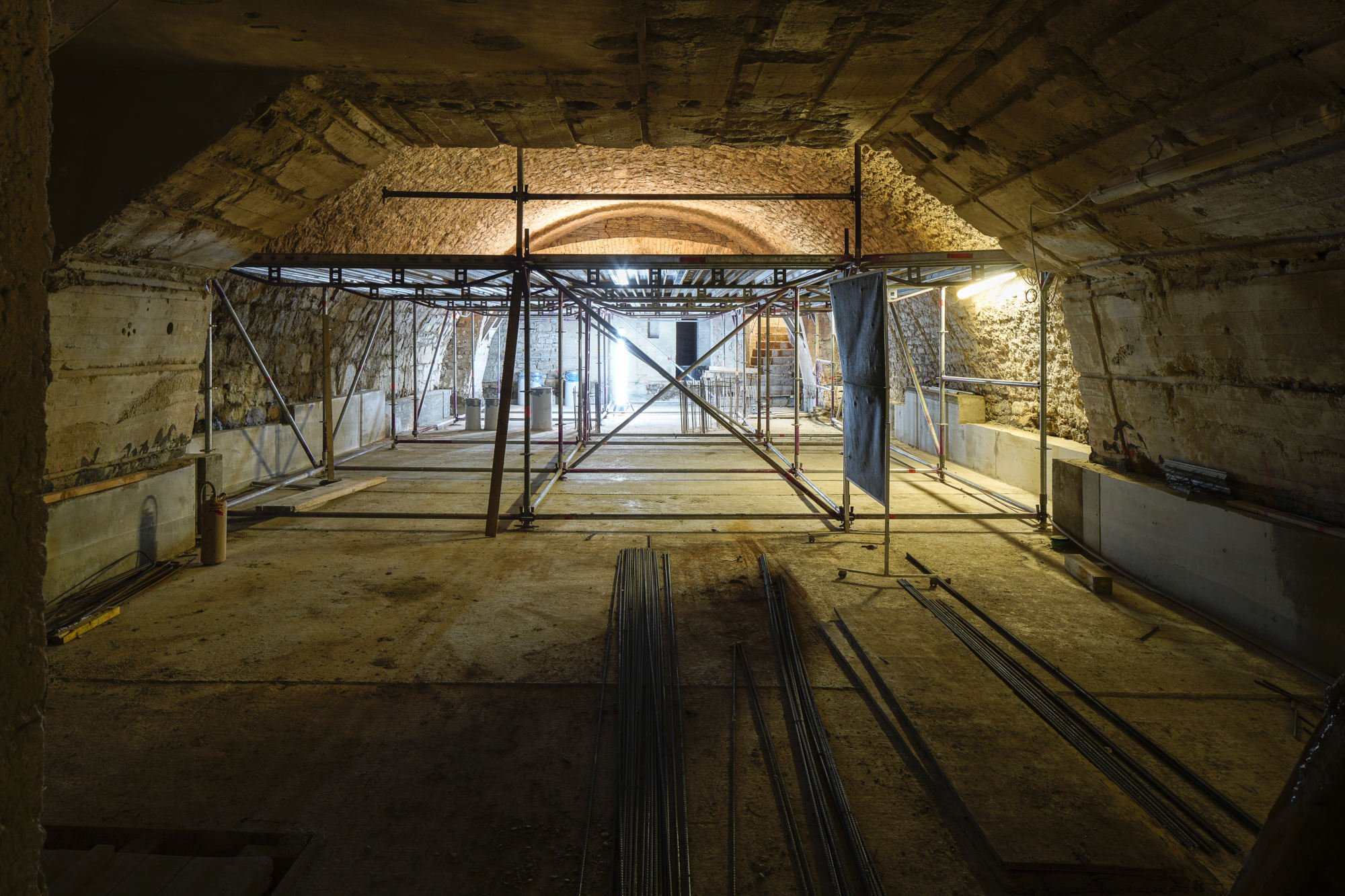 <p>Zeugnis dunkler Zeiten: der ehemalige Luftschutzbunker im Schloss © Marcus Schwier</p>