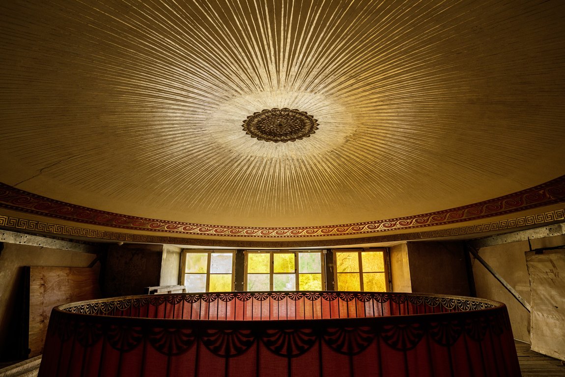 <p>Das magische Auge im Gentzschen Treppenhaus: der Okulus aus der Nähe</p>