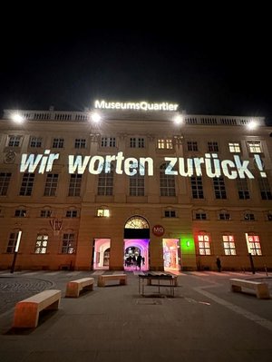 [3] „Wir worten zurück“, Foto: © Sasha Salzmann